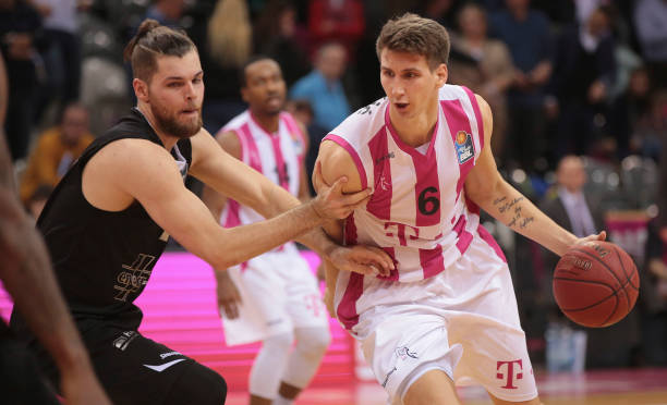 激烈的比赛 激烈的比赛