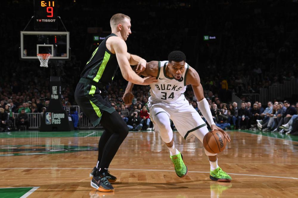 及其他国际 及其他国际