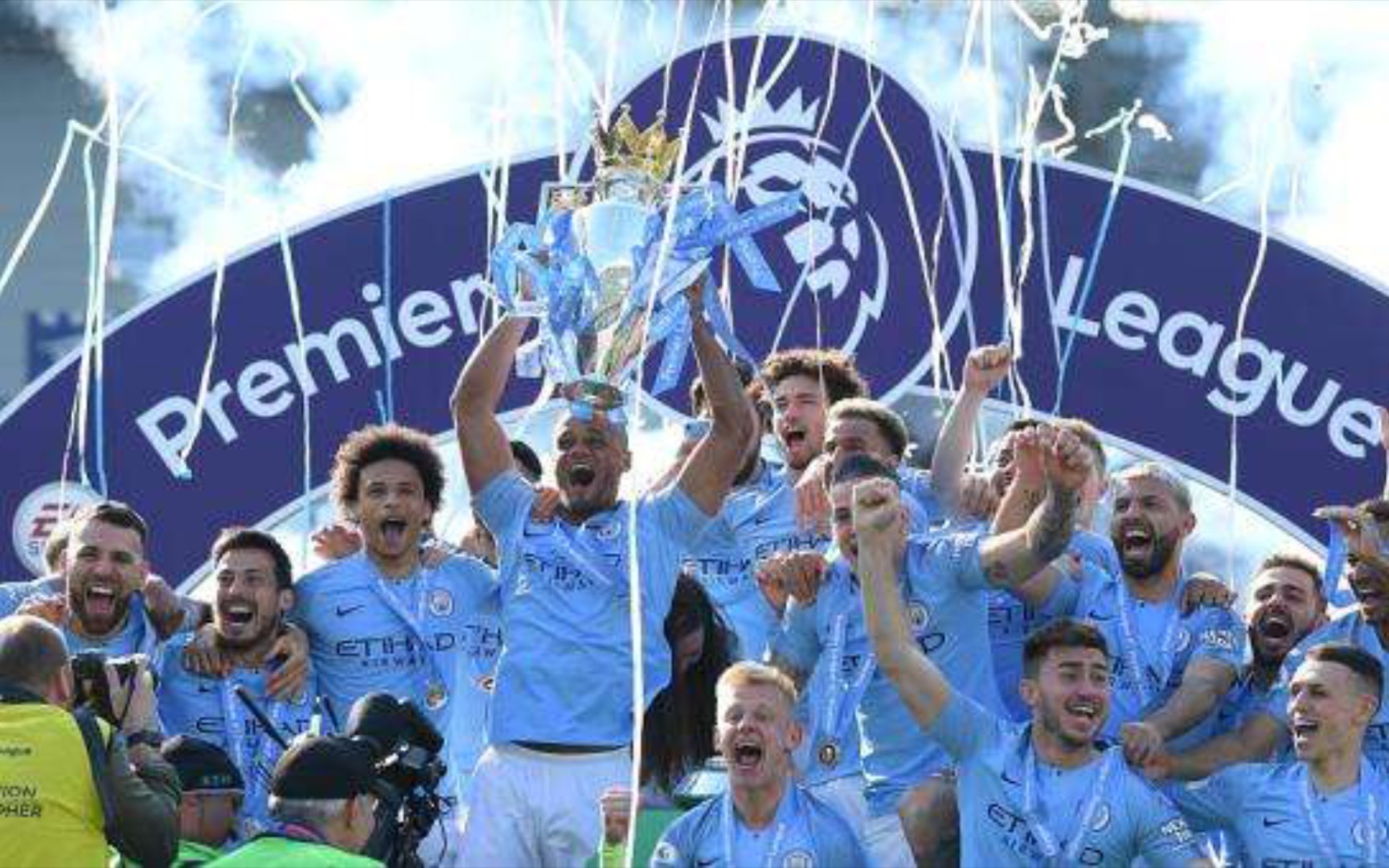 在各项赛事 在各项赛事